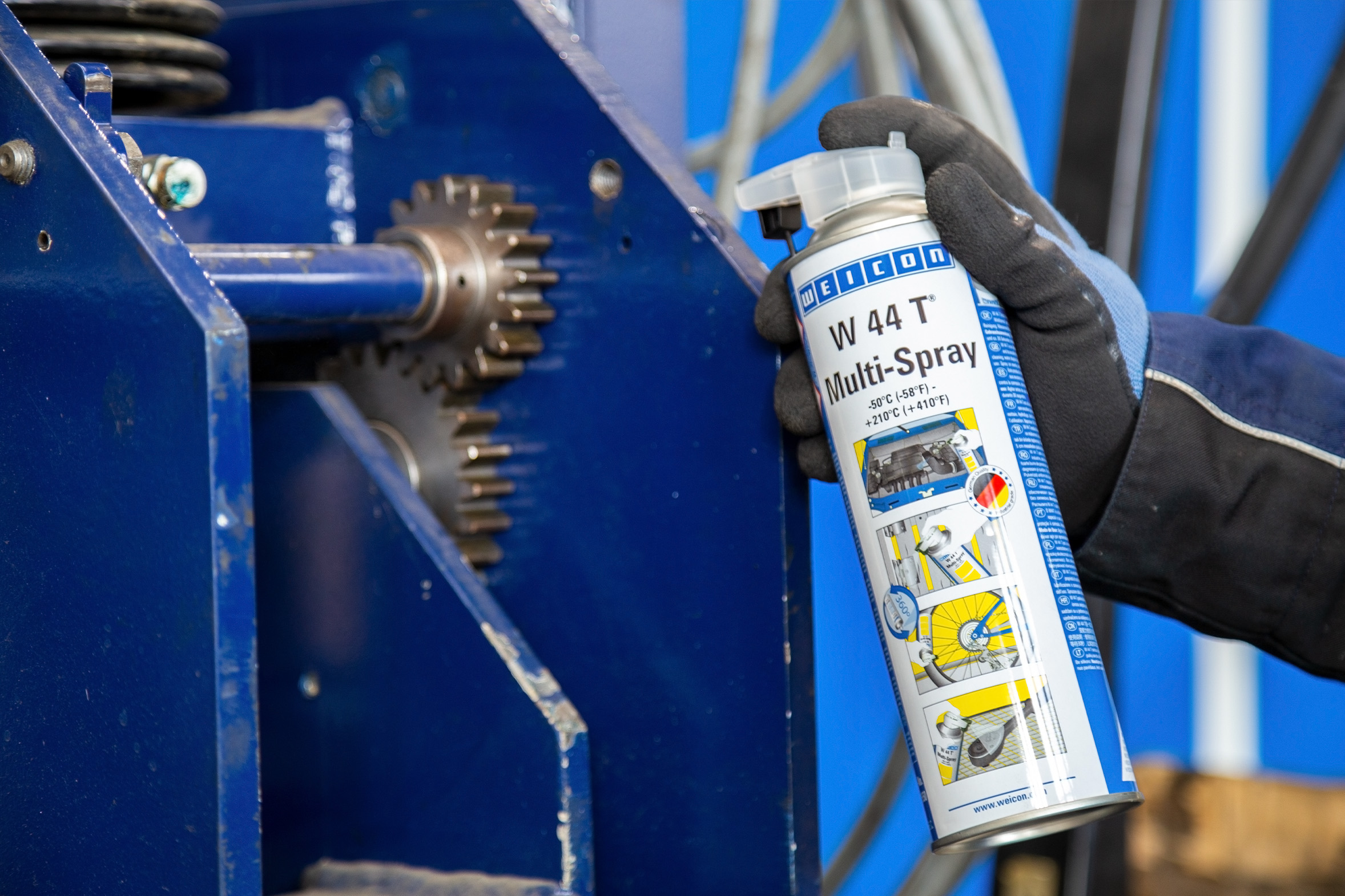 WEICON-W44T-Multi-Spray_Schmierung-Zahnrad WEICON-W44T-Multi-Spray_Schmierung-Zahnrad