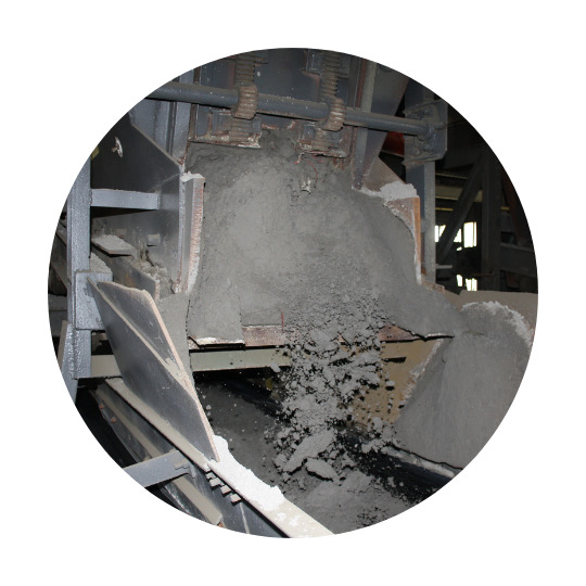 Piedras que caen en una máquina