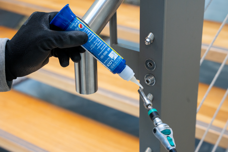 WEICONLOCK® AN 302-50 Fijación de Tornillos y Espárragos | alta resistencia, viscosidad media