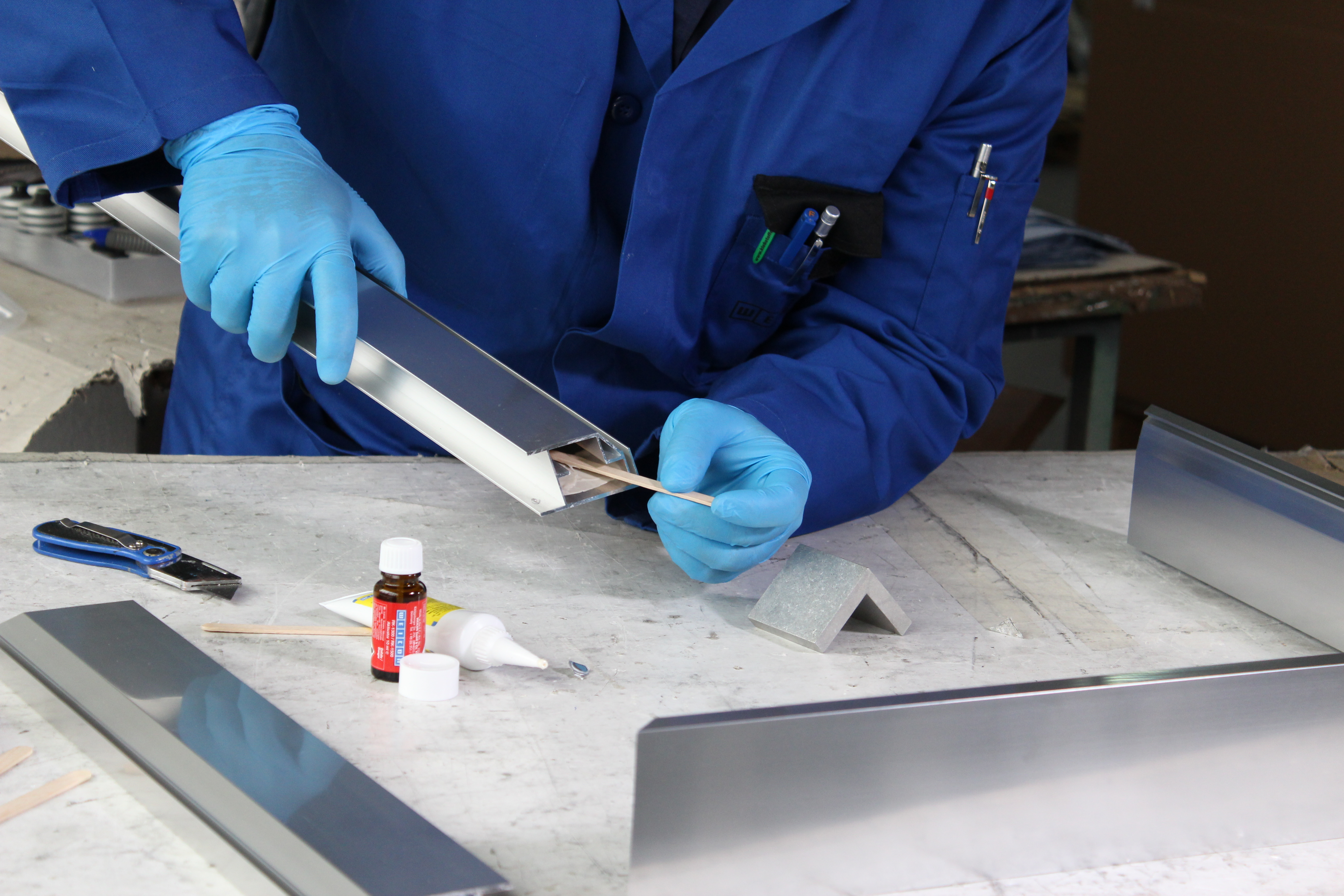 Resina Epoxi Aluminio | Adhesivo de resina epoxi para metal líquido