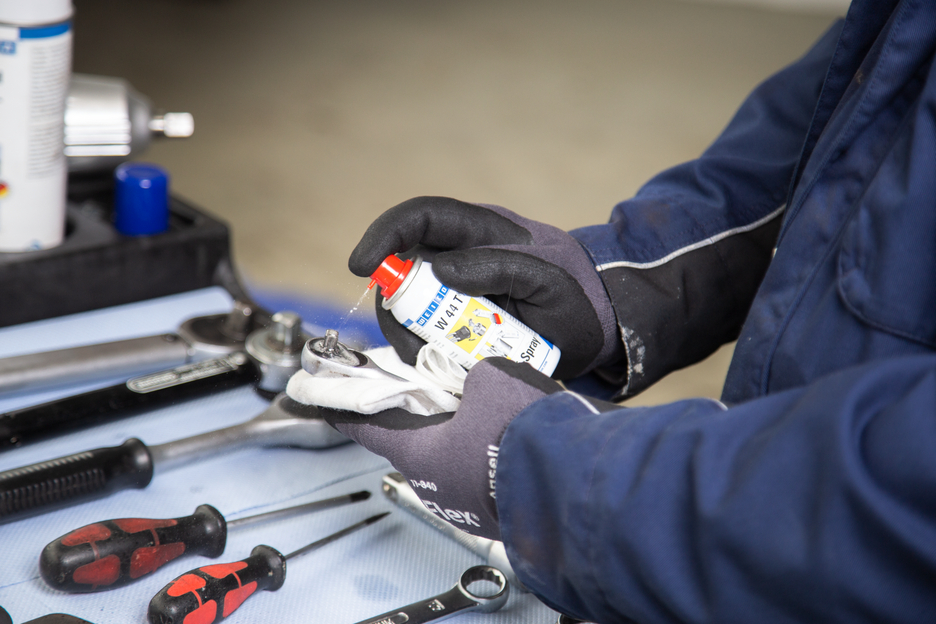 W 44 T® Multi-Spray | aceite lubricante y multifuncional con 5 funciones