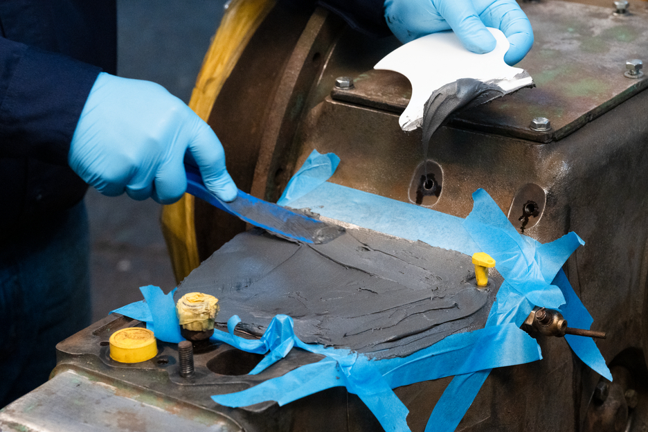 WEICON HB 300 | sistema de resina epoxi resistente a altas temperaturas para reparaciones y moldeo