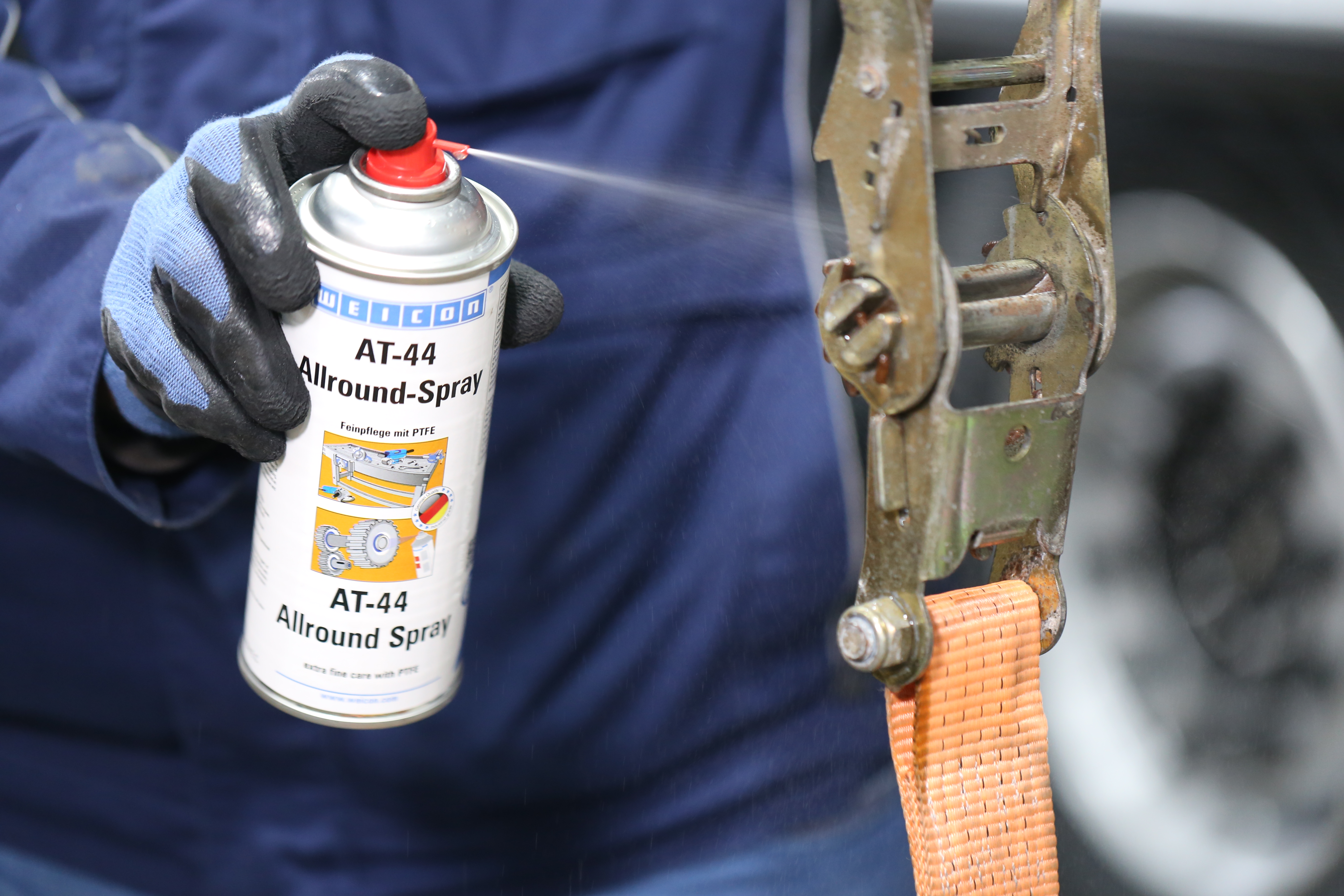AT-44 Spray Universal | aceite lubricante y multifuncional con PTFE