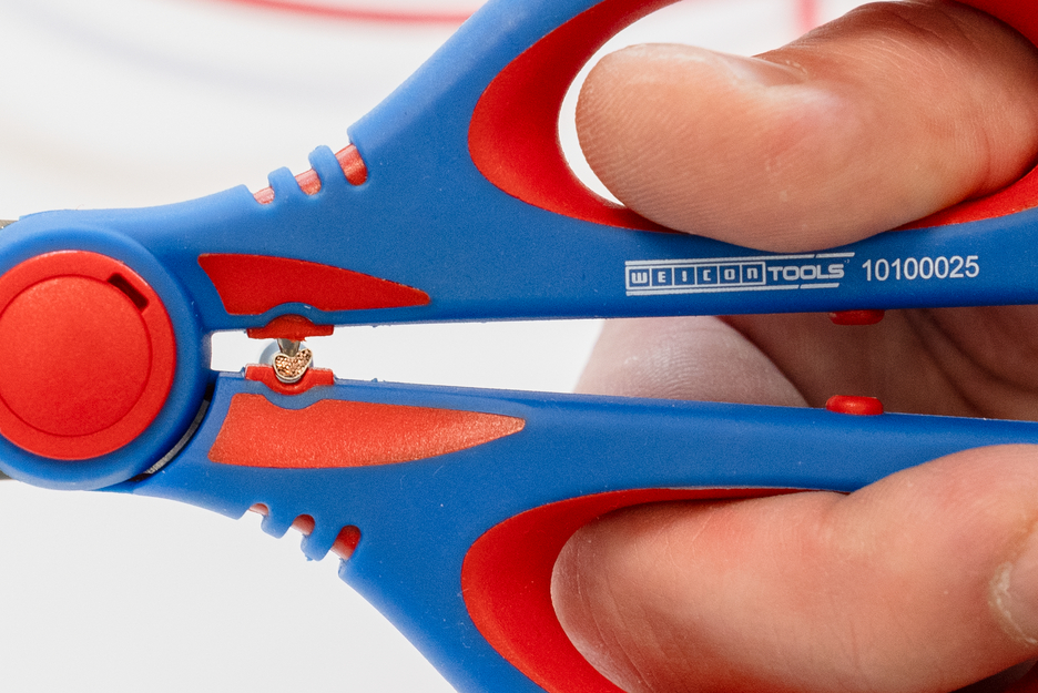 Tijeras electricista XL | gran diámetro de empuñadura para manos pequeñas y grandes que permite la máxima transmisión de potencia y un uso seguro