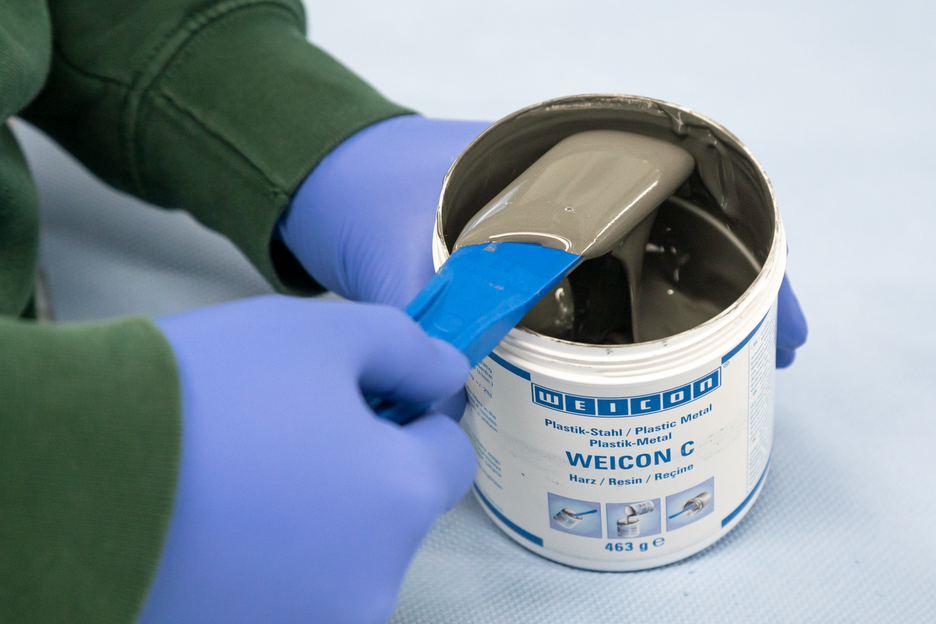 WEICON C | sistema de resina epoxi rellena de aluminio para reparaciones y moldeo